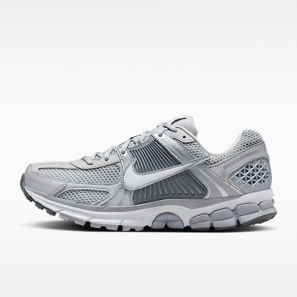 Nike Zoom Vomero 5 NIB